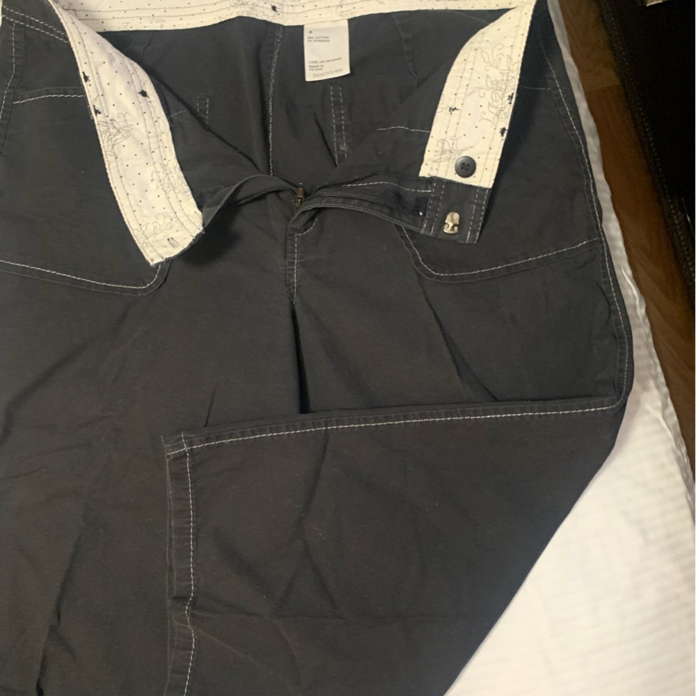 Dockers Women's Black Capris